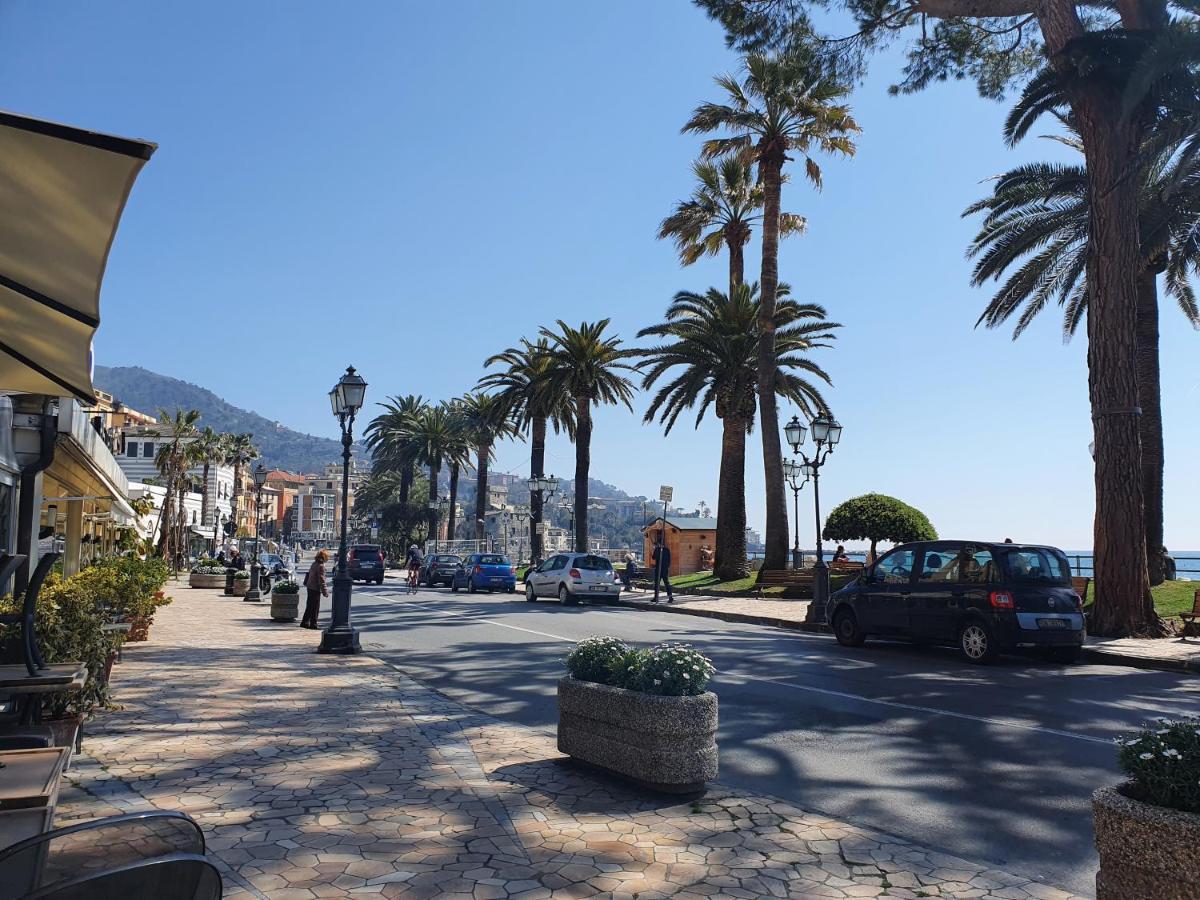 Casa Alexandra Lägenhet Rapallo Exteriör bild